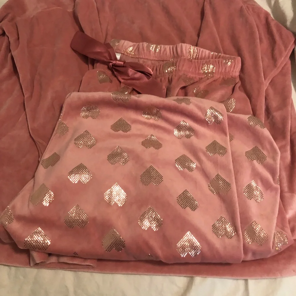 Sleep ware - Picture 3 of 5